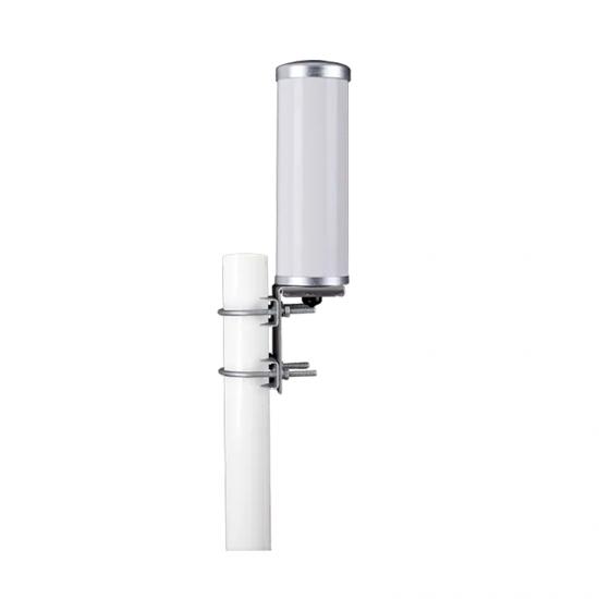 Omni-Directional Pole Mount Antenna 600-4000MHz