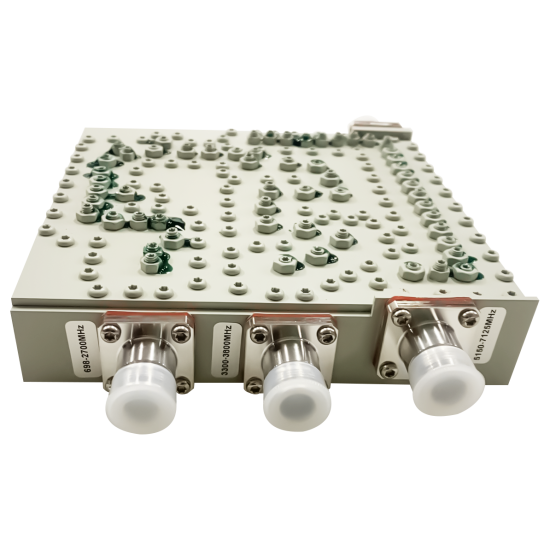 Triplexor de RF